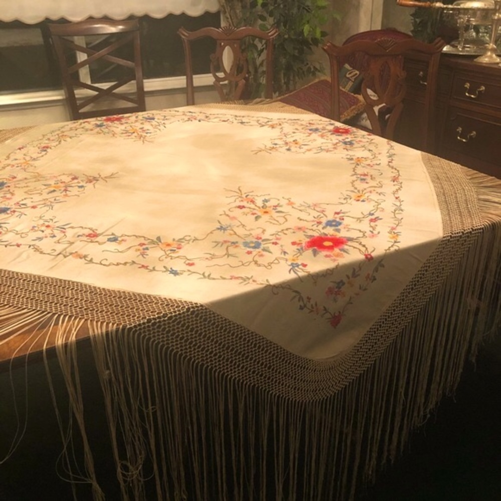 Magnificent Baby Grand Scarf!
